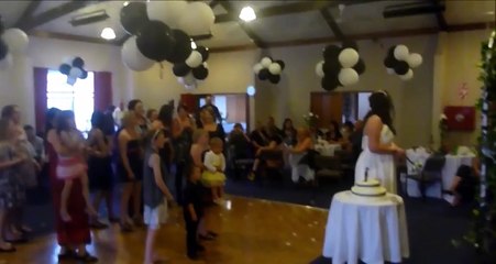 Catch the bridal bouquet Fail