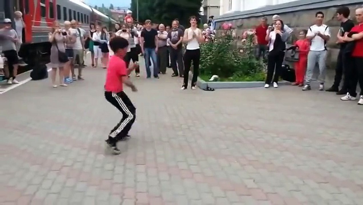 Вот что значит ехать в одном поезде с кавказцами