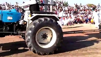 Tractor tochan standard vs ford 7000