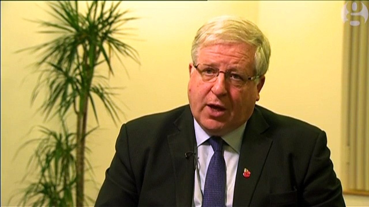 Russian plane crash in Egypt may have been result of bomb, US and UK say as it happened