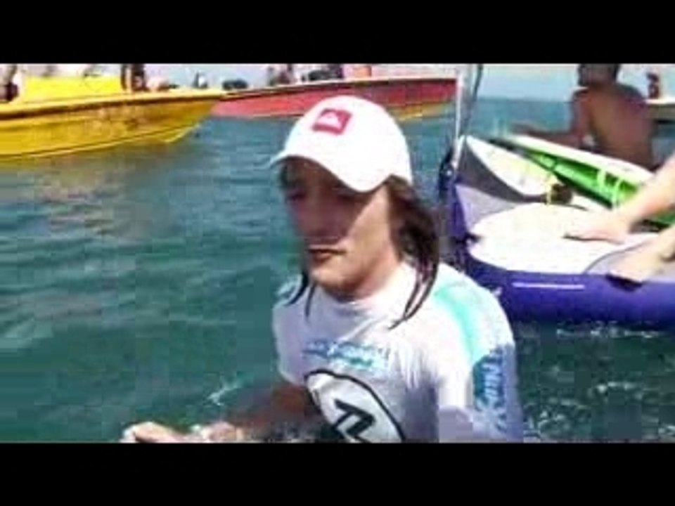 Billabong Von Zipper Teahupoo Trials2007