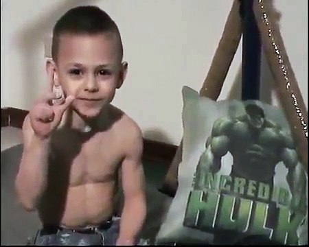 КНИГА РЕКОРДОВ ГИННЕСА Парню 4 годика