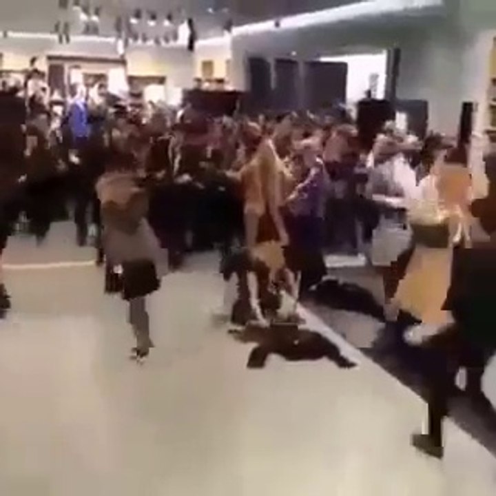 PATHÉTIQUE !!!!