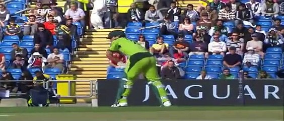 Kamran Akmal - 74* Vs England in 2nd Odi 2010