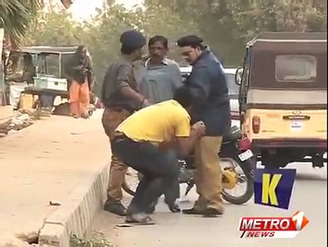 Pakistani Police With Chor Very Funny Videos -