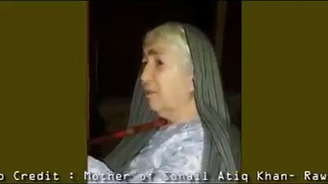 Old Woman from Rawalpindi Praises Imran Khan & Bashes Nawaz