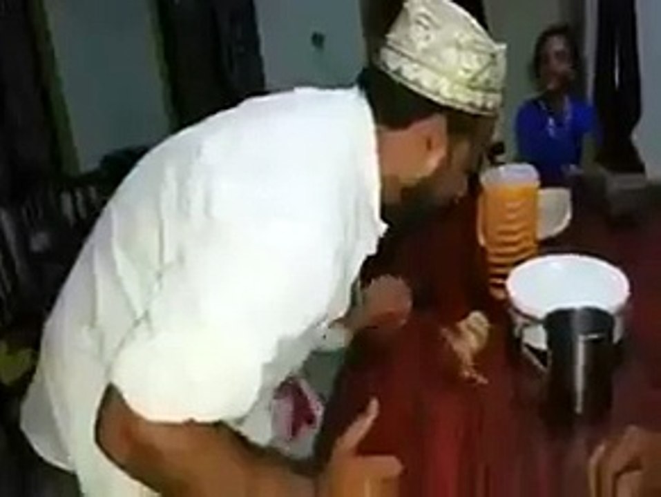 Eating Chicken funny video