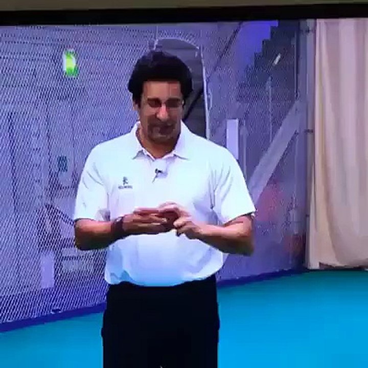 Wasim Akram swing bowling!