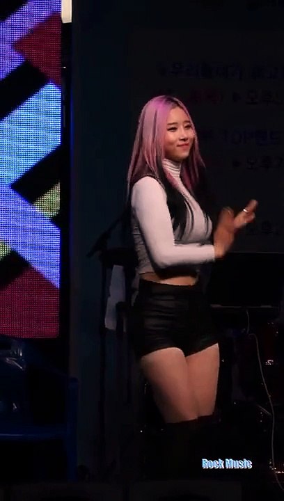 Laysha솜[직캠]Sistar SHAKE IT@Rock Music