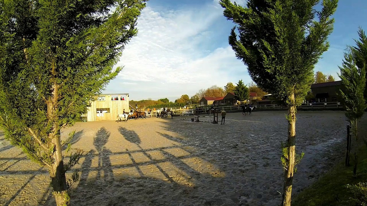 Chloé et Tell Me Why aux Bouleries (CSO, Club 2) samedi 7 novembre 2015