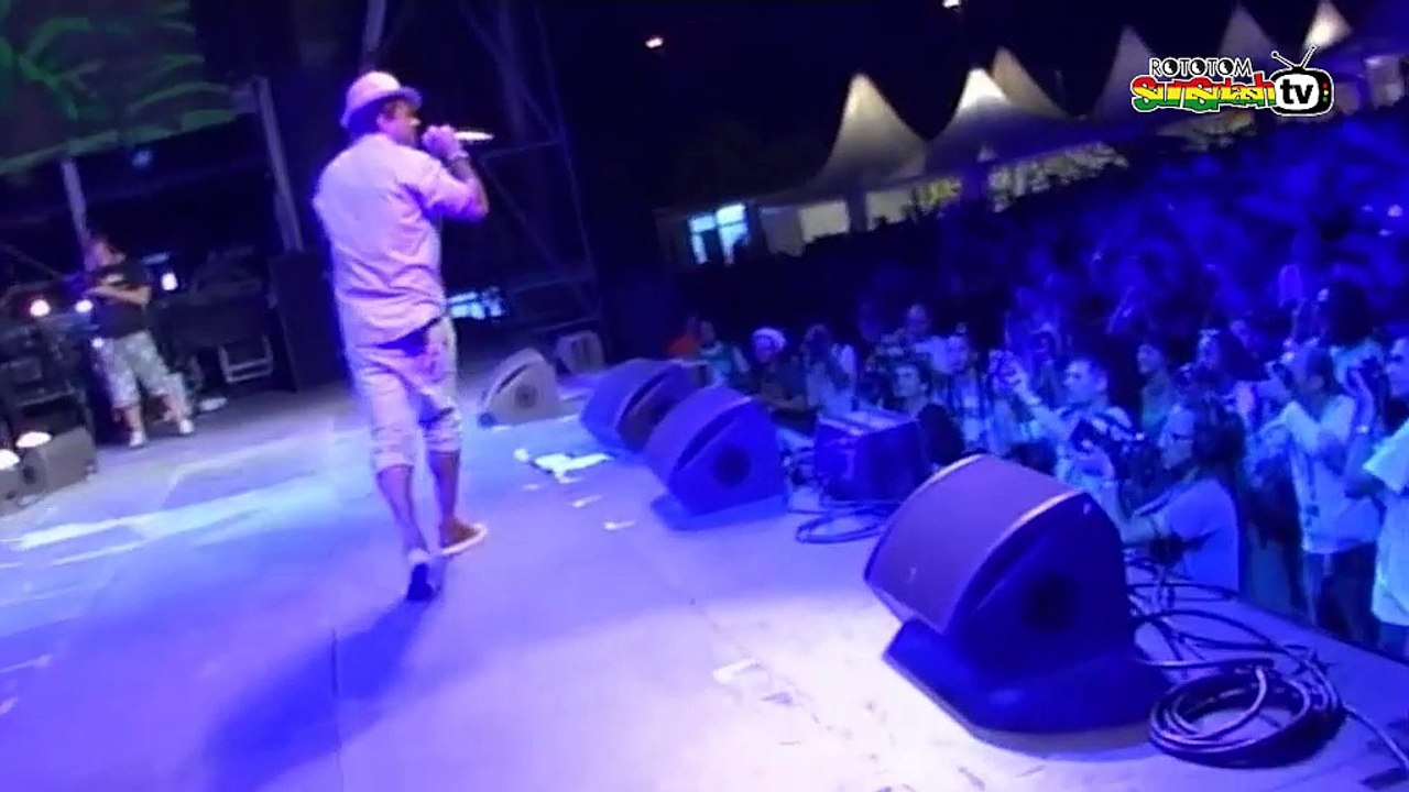 SHAGGY live @ Main Stage 2011