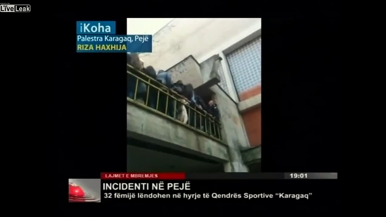 LiveLeak HD Dozens of School Kids Smash Into the Ground After Railing Gives Out