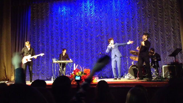 «Ну вот и всё» (конец). Представление музыкантов. А.Бон (Ростов-на-Дону, 2.03.2015) (Оля Гепта)