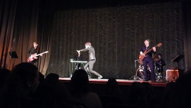 «Девчонка-девчоночка» (фрагмент 2) А.Бон (Ростов-на-Дону, 2.03.2015) (Оля Гепта)