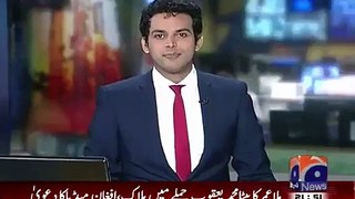 Gold Set from Saleem Safi to Reham Khan