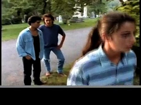 Fais-moi peur ! saison 1 - La reine des bals (partie 1) - vidéo dailymotion