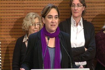 Colau critica al PP de "negar" la violencia de género