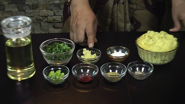 Moong Dal Bhajiya - Moong Dal Pakoda Recipe hindi and urdu apna home