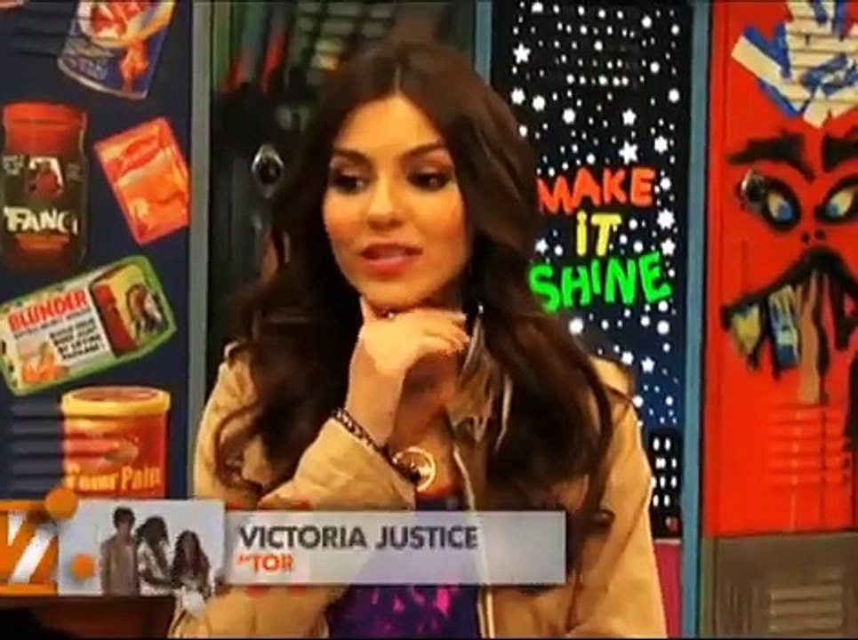 Victorious: Behind the Scenes (Victoria Justice)