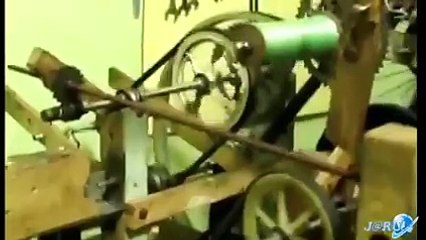 Plastic bottle making brush