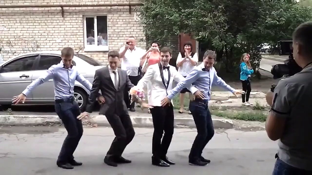 Супер веселый танец жениха. Жених зажигает!