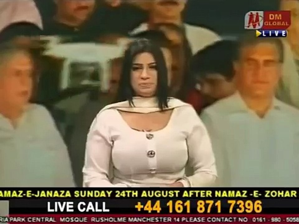 A Caller Insulted Pakistani Anchor Host For Wearing Dirty Clothes 2016