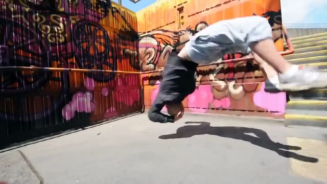 Невероятно! Парень просто с другой планеты