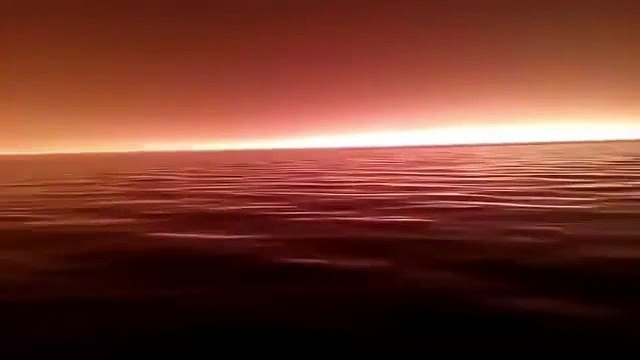 Это Байкал. Это не ночь это день. Так горят леса в Бурятии