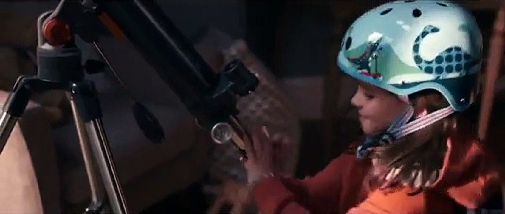 Человек на луне. Очень милое и трогательное видео!