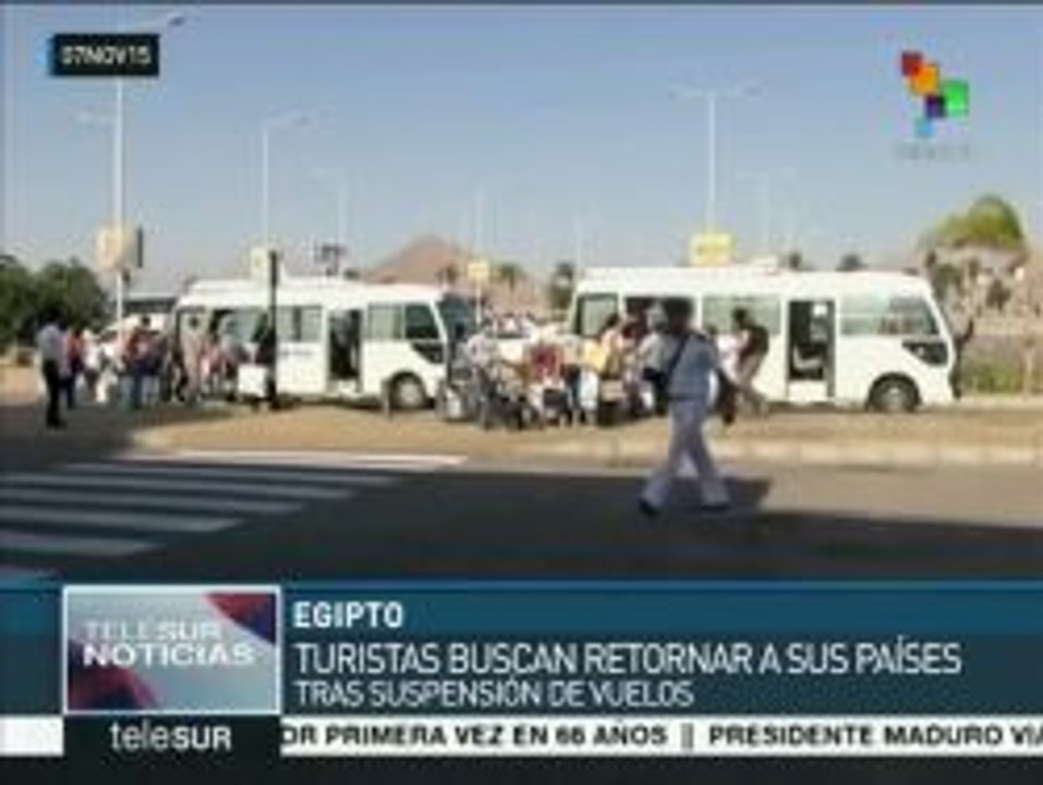 Turistas en Egipto buscan regresas a sus países