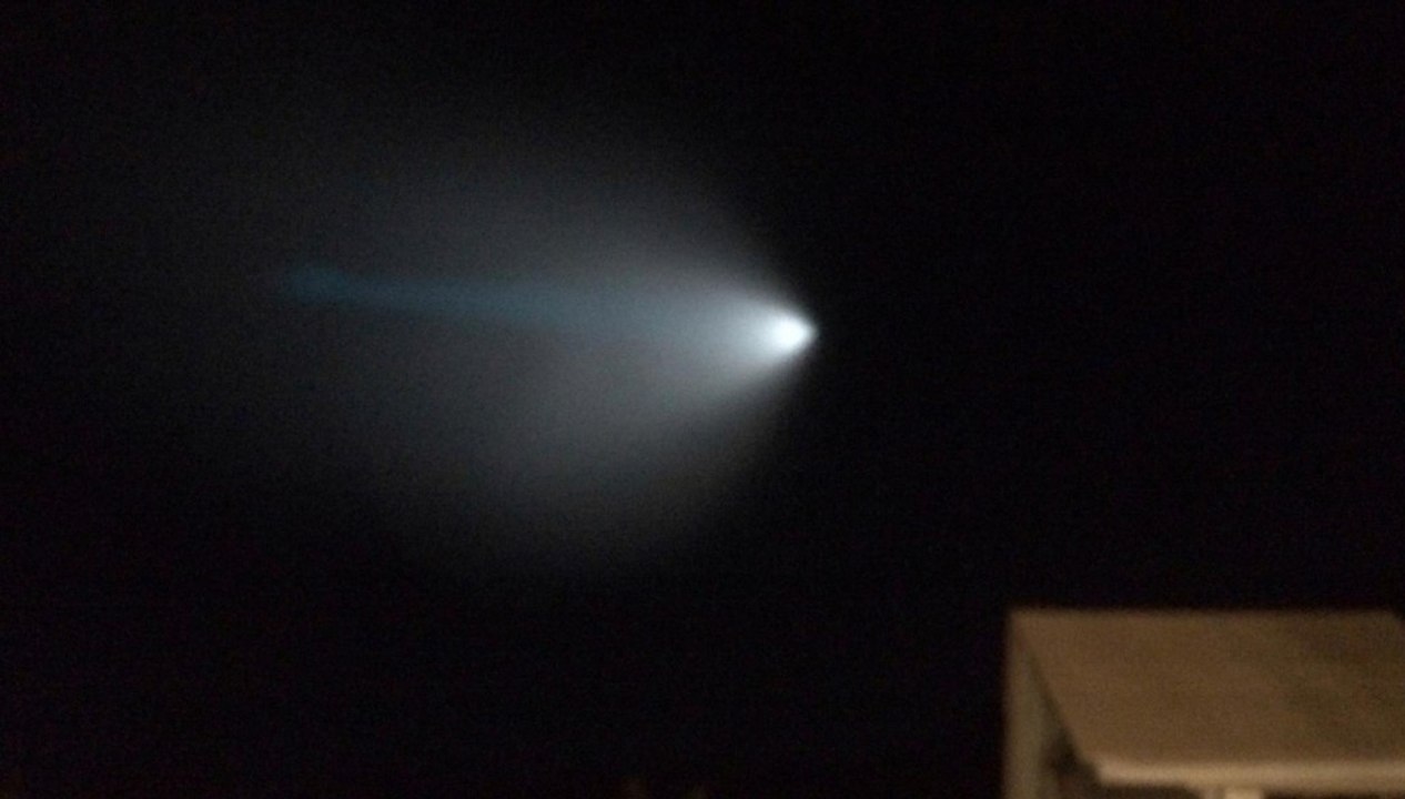 Social media thinks they see an alien UFO