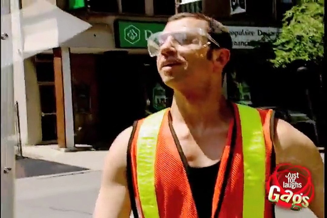 Funny Joke(Lego Bricks) SOUND LIKE BROKEN GLASS!