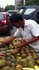 how to cut a pineapple