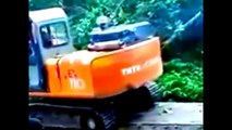 heavy equipment accident amazing videos compilation, heavy crane lifting fail