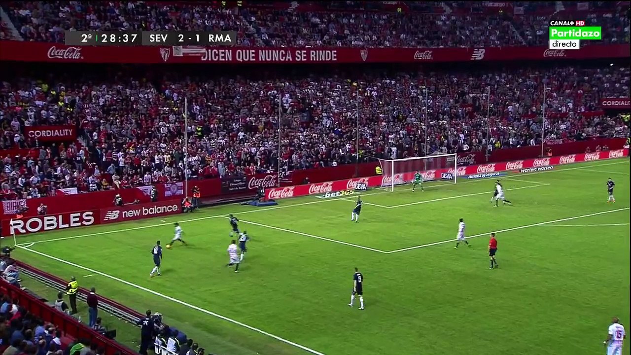 vlc-record-2015-11-08-21h59m59s-ArenaVision4-