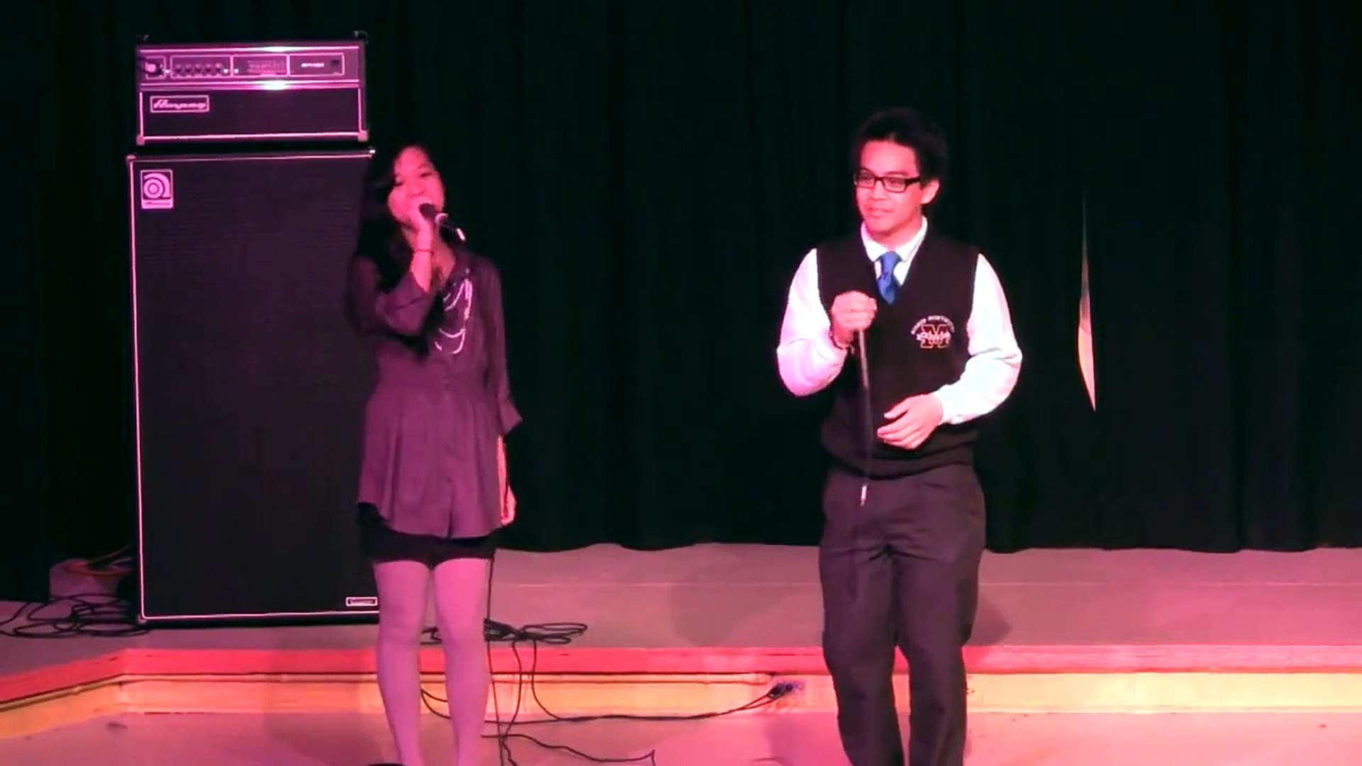 Talent show dance and signing 2014/15 | Best funny talent show in the world