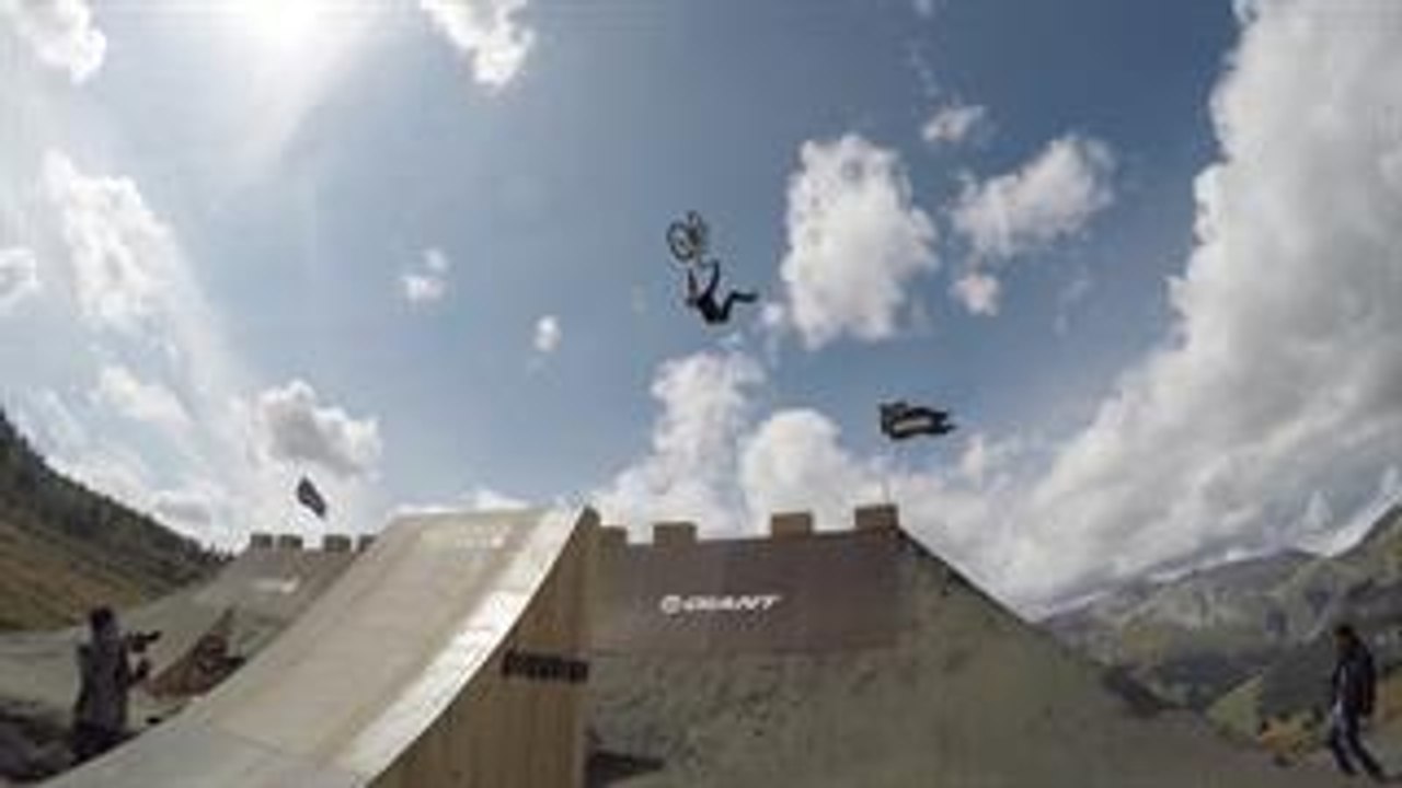 9 Knights MTB 2015 - Anton Thelander