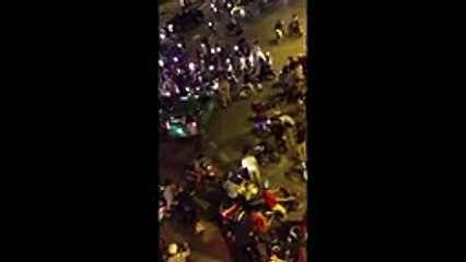 Clip vụ tai nạn nghiêm trọng tại cầu vượt Chùa Bộc - Thái Hà