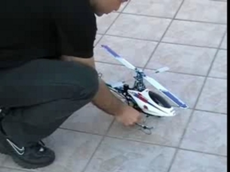 Trex 450 loopings et translations