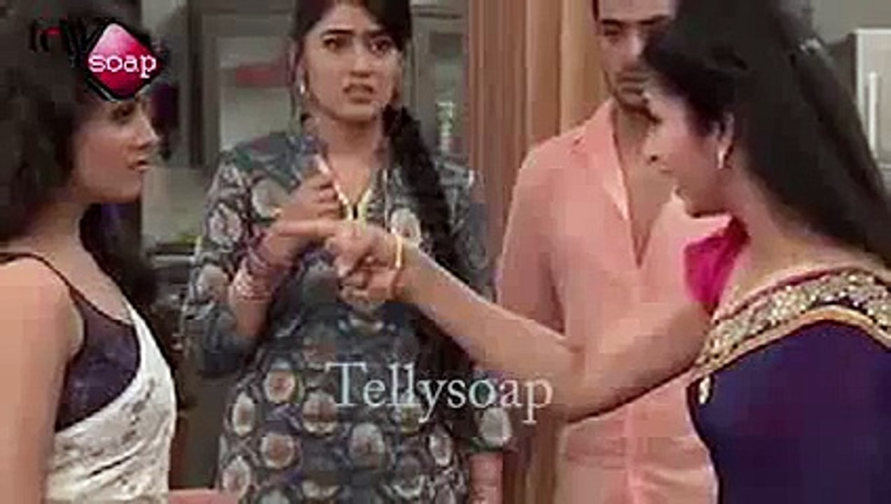 Ishita se Badla lene ke liye Shagun ne Milaya Ashok se Haat - 8 november 2015 - Yeh Hai Mohabbatein