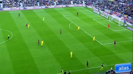 busquets build up split between CB 56