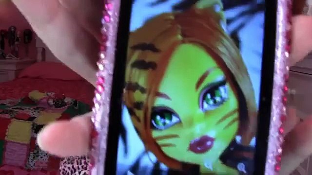 Toralei Stripe Monster High Doll Costume Makeup Tutorial for Halloween or Cosplay