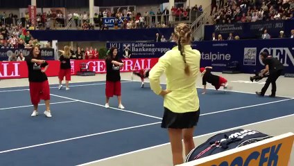 Victoria Azarenka - Dancing Queen..