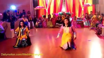 Jhoom Barabar Jhoom' HD