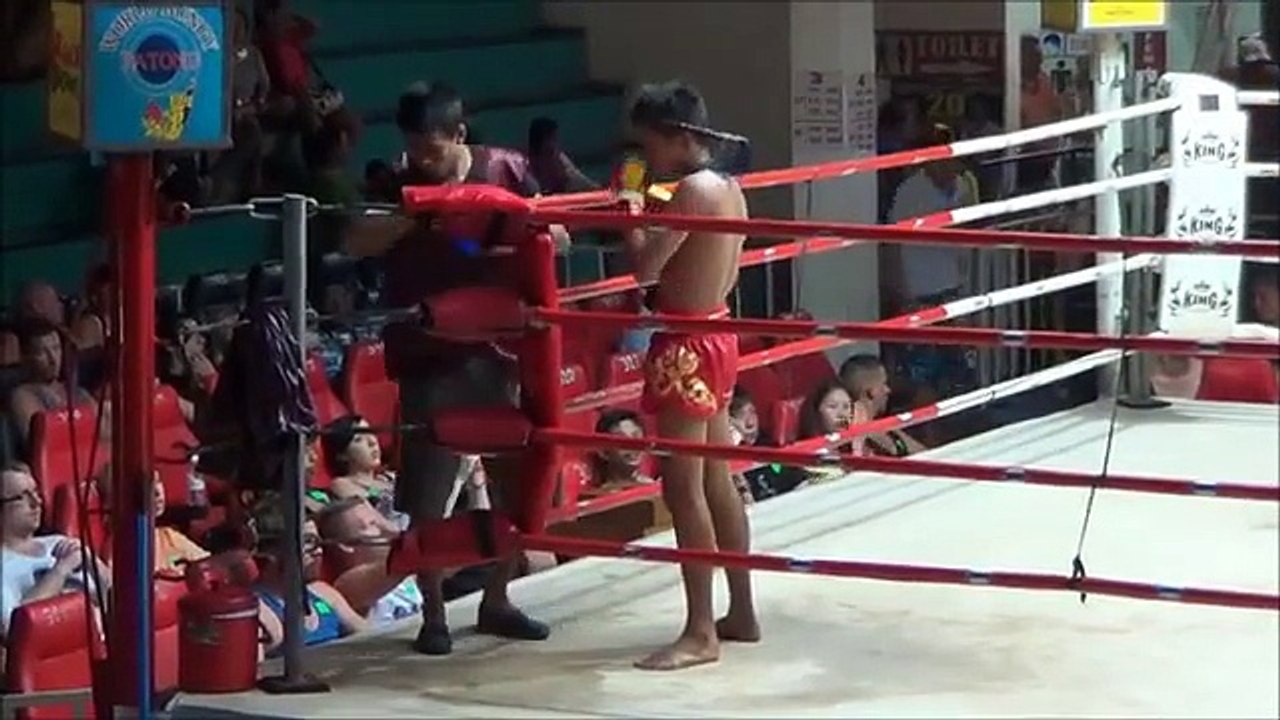 Combate de Muay Thai Tailandés