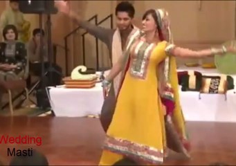 Karachi Wedding Mehndi Night Dance | Madly Of Songs | HD ✔