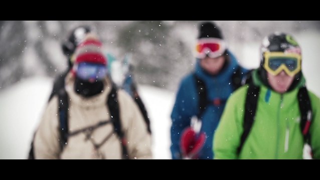 Héli-Enak : une semaine de poudreuse canadienne avec Enak Gavaggio