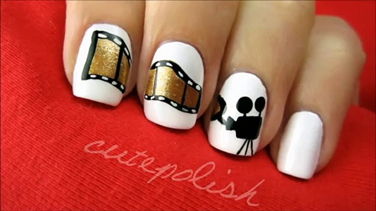 Filmstrip Nail Art (Zooey Deschanel)