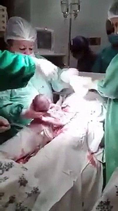 SHOCKING 4 Babies Delivery together by Major Operations in Germany 