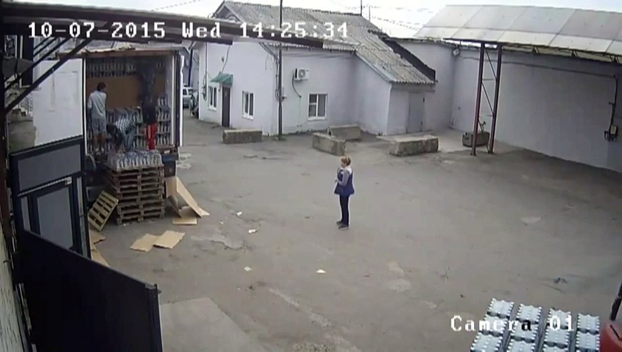 Русска народная сказка. .......      Как таджики водку разгружали